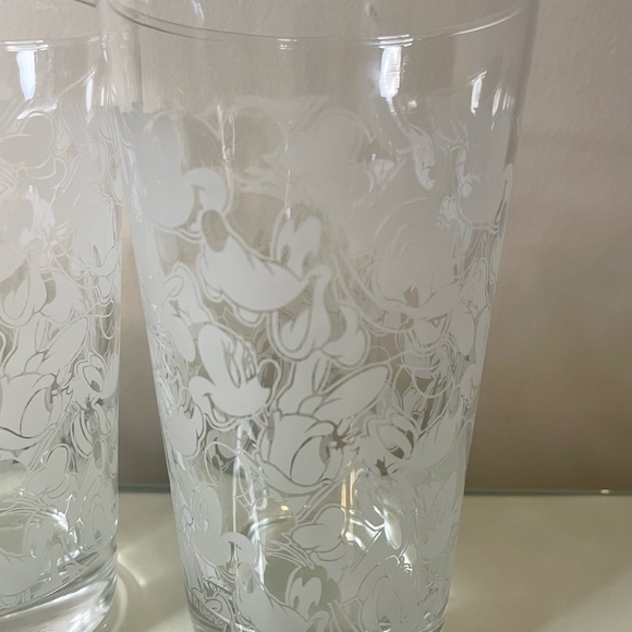 Vintage Etched Disney drinking glasses set of 4 - Picture 6 of 10